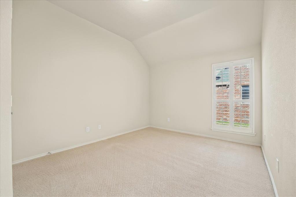 1403 Lowes Farm Parkway Property Photo 9