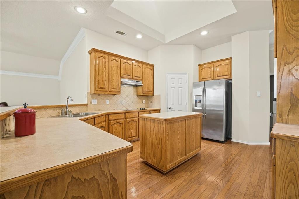 1403 Lowes Farm Parkway Property Photo 12