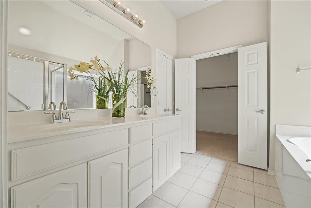 1403 Lowes Farm Parkway Property Photo 21