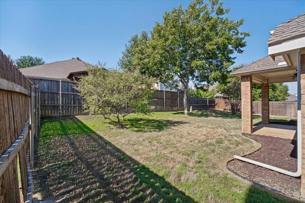 1403 Lowes Farm Parkway Property Photo 28