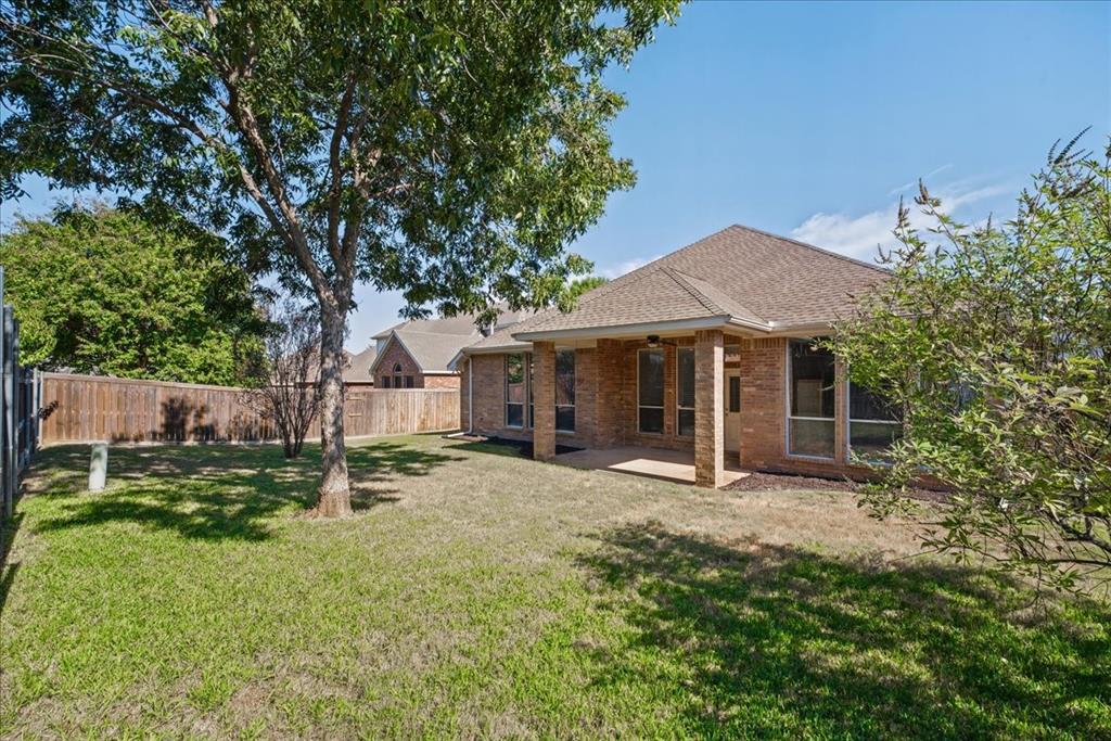 1403 Lowes Farm Parkway Property Photo 29