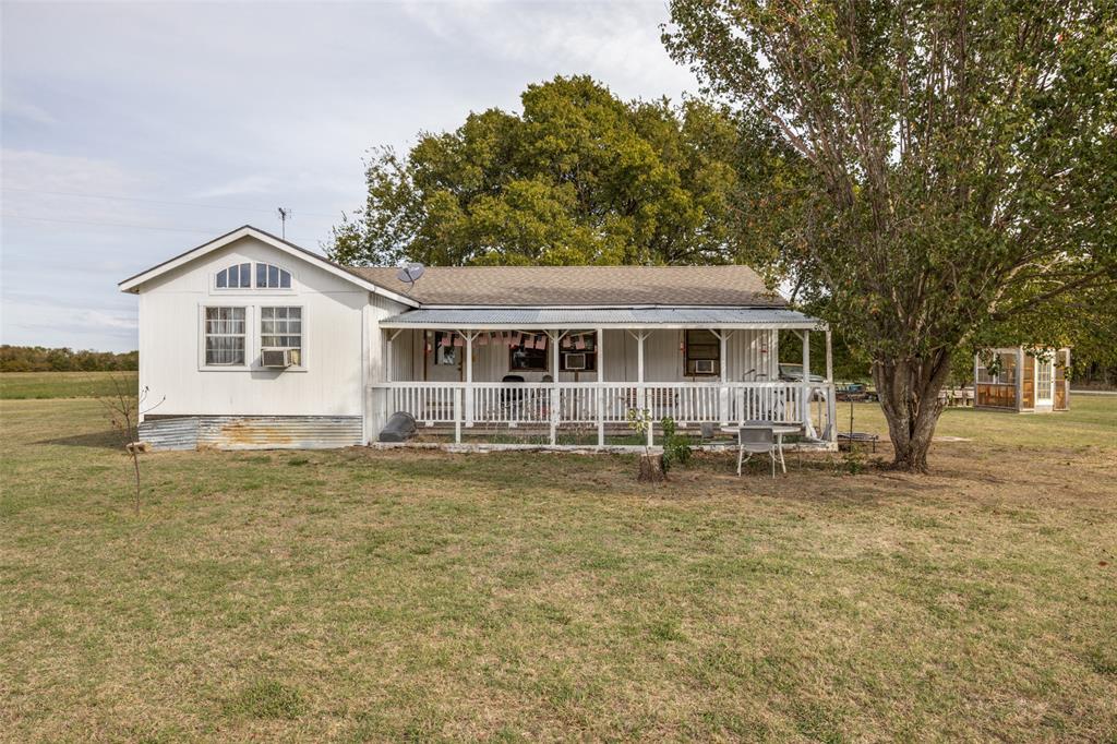 1927 E Fm 1550 Property Photo 1