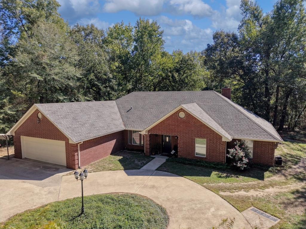 825 County Road 2260 Property Photo 1