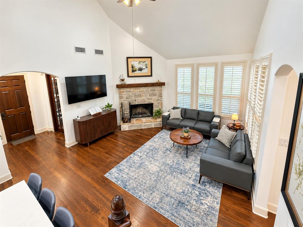 2608 Sir Wade Way Property Photo 10