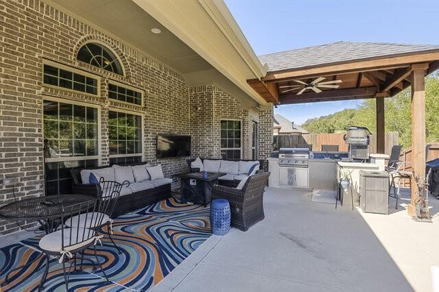 909 Heath Creek Drive Property Photo 34