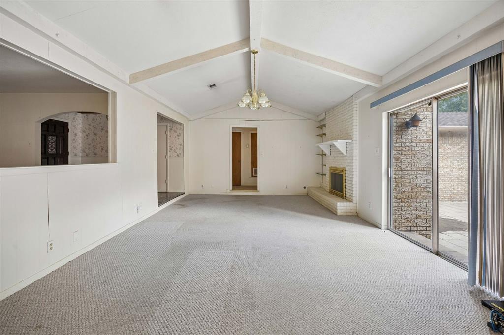 101 Poppy Lane Property Photo 3