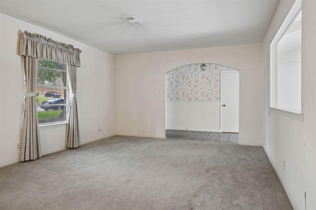 101 Poppy Lane Property Photo 6