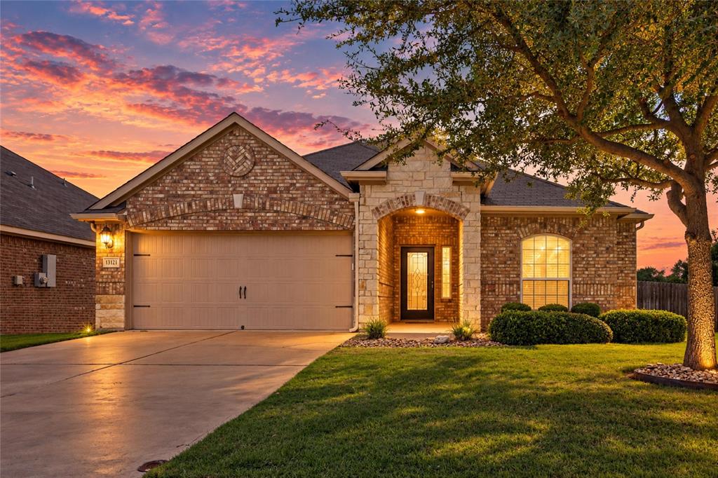 13121 Tower Lane Property Photo 1