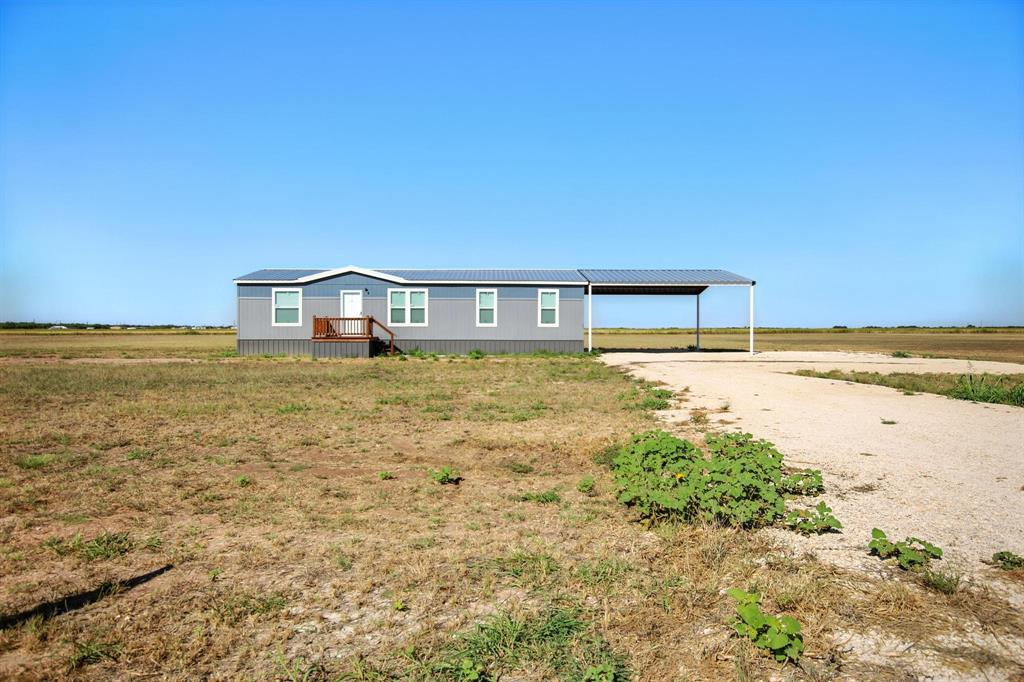 4237 Private Road 4284 Property Photo 2