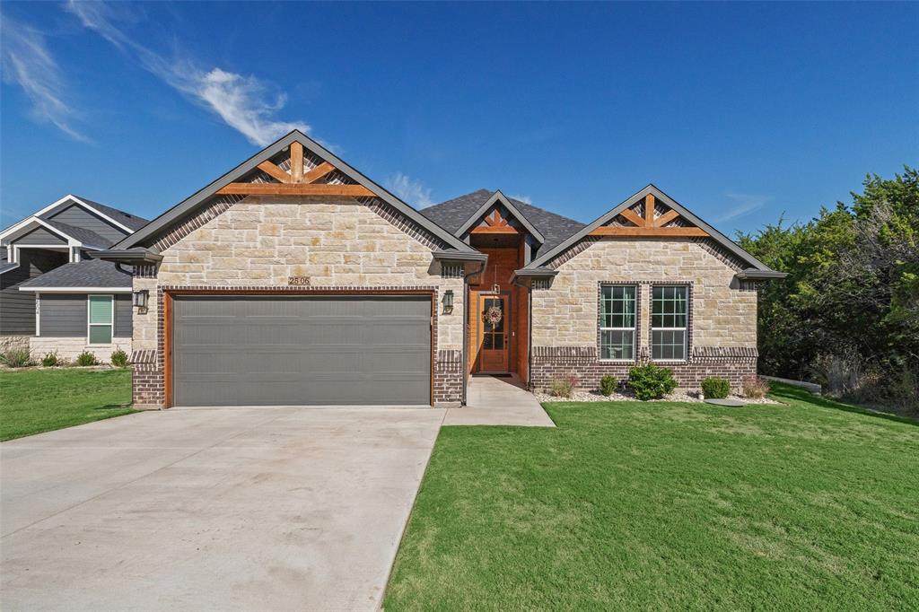 2506 Austin Court Property Photo 1
