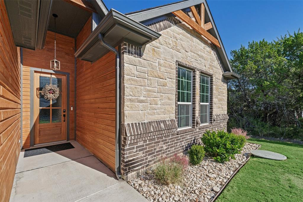 2506 Austin Court Property Photo 4