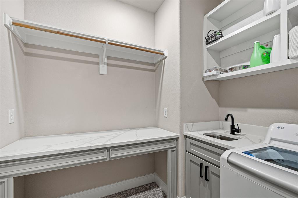 2506 Austin Court Property Photo 25