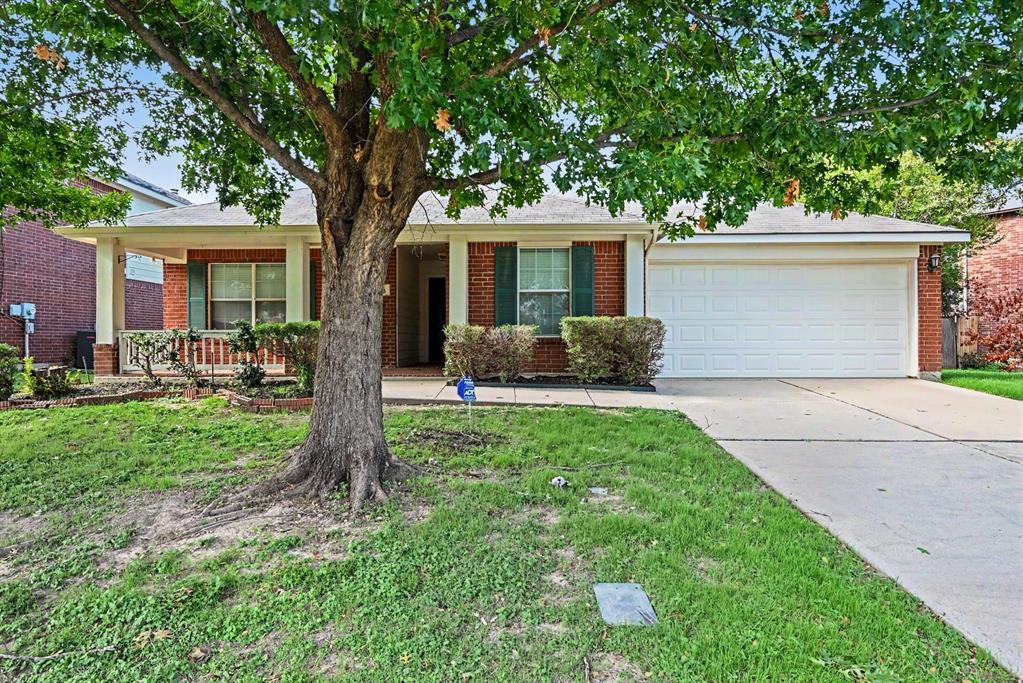 705 Fox Hunt Trail Property Photo 1