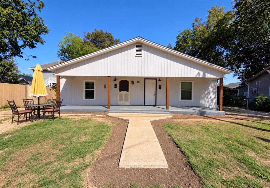 923 Reynolds Street Property Photo 1