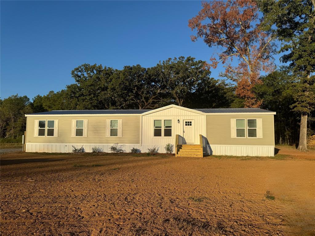 611 Nettleton Property Photo 1