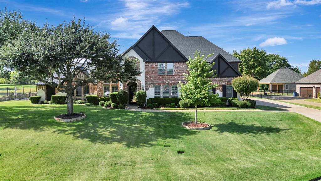 124 Vermilion Court Property Photo 1