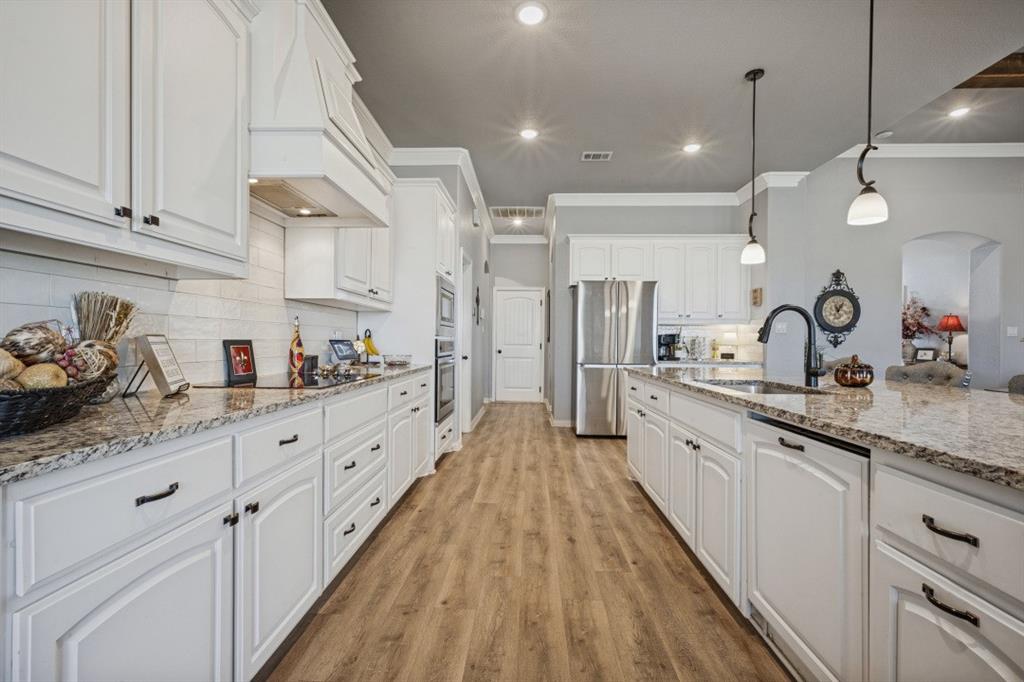 12900 Cold Spring Lane Property Photo 15