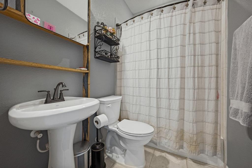 12900 Cold Spring Lane Property Photo 28