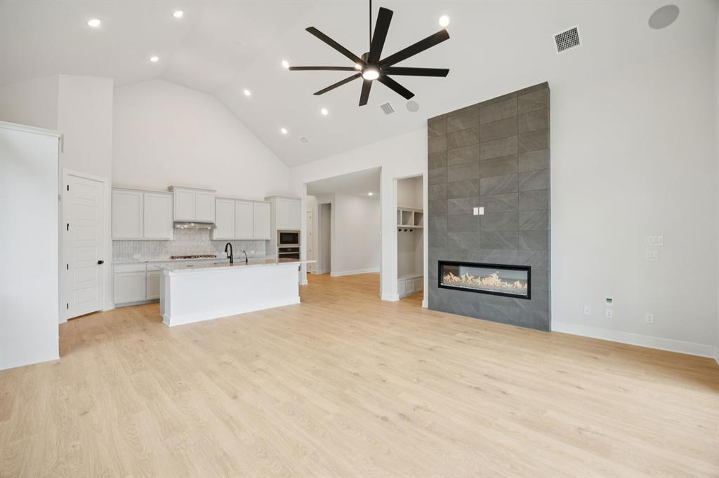 9306 Emory Oak Drive Property Photo 7