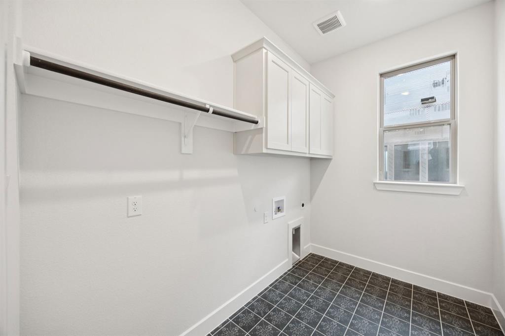 9306 Emory Oak Drive Property Photo 12