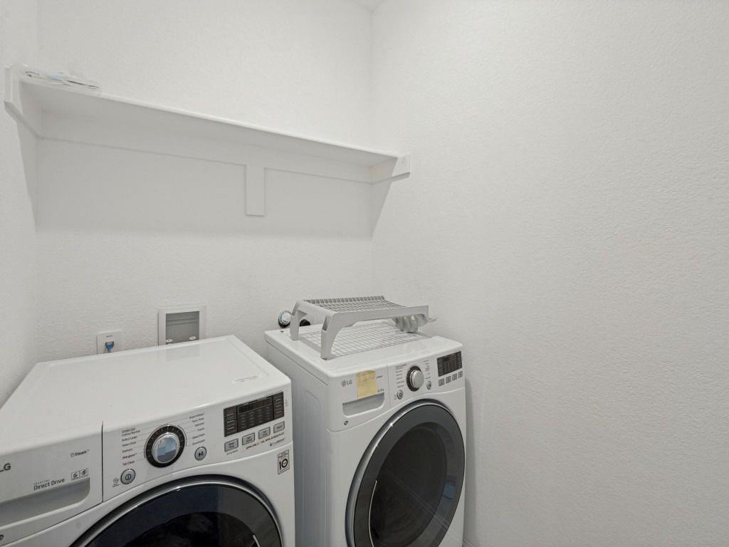 1024 Thomas Place Property Photo 18