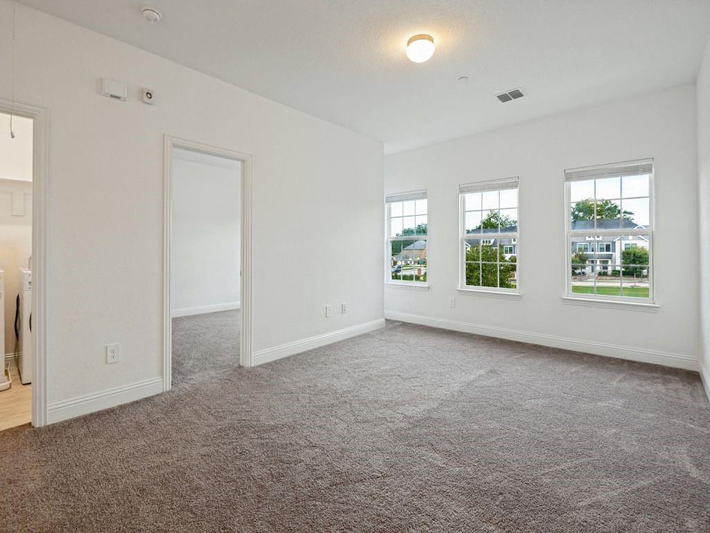 1024 Thomas Place Property Photo 20