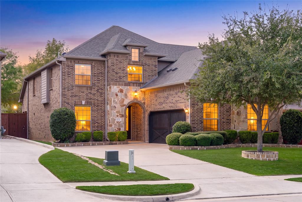 1704 Hickory Chase Circle Property Photo 3