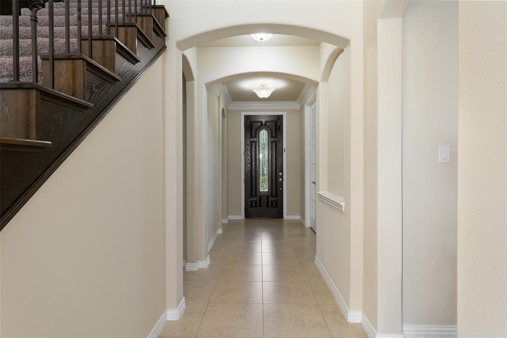 1704 Hickory Chase Circle Property Photo 6