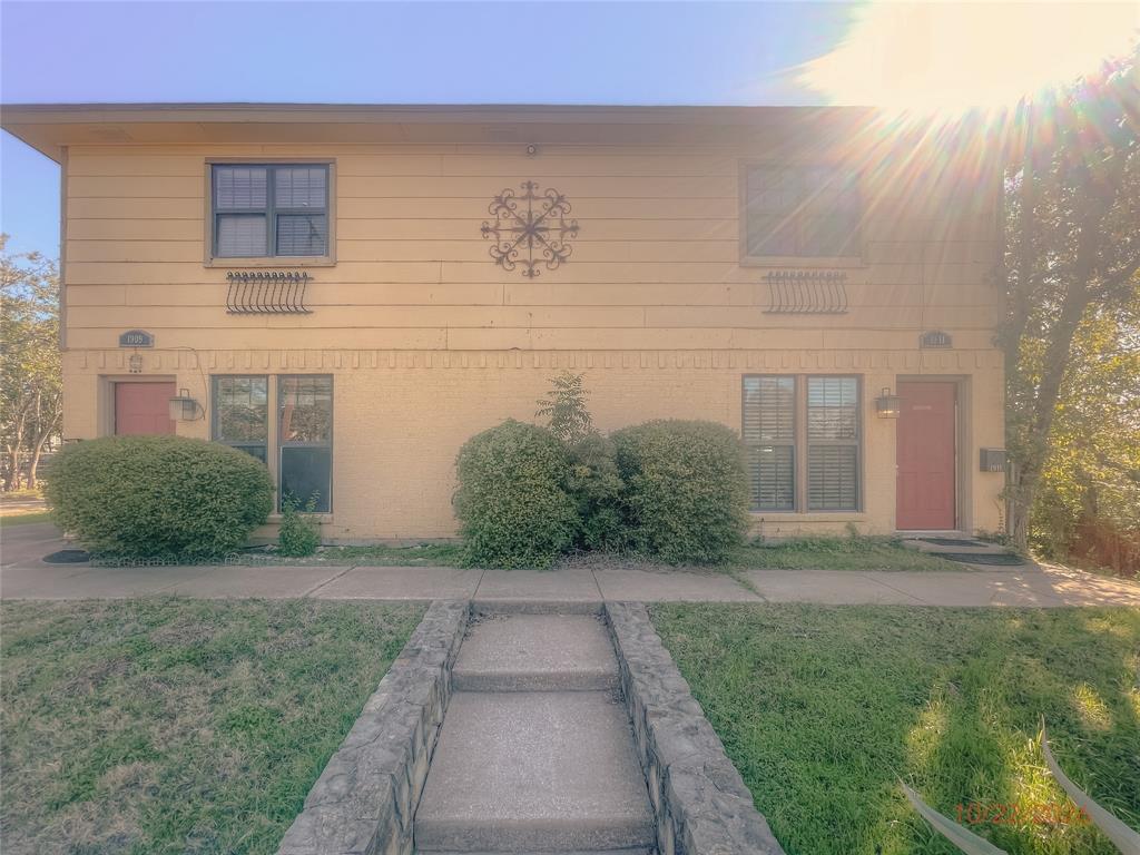 1911 Sutter Street Property Photo 13