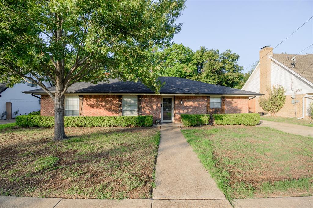 286 Larry Drive Property Photo 1