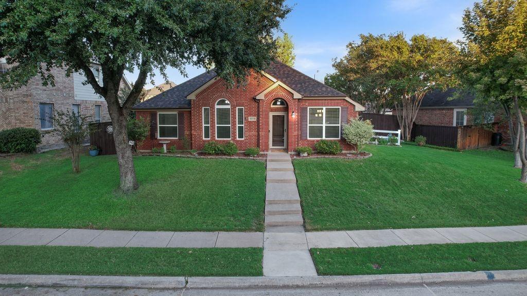 6310 Nueces Bay Drive Property Photo 1