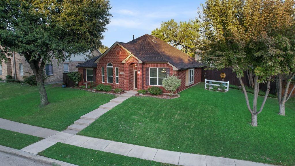 6310 Nueces Bay Drive Property Photo 3