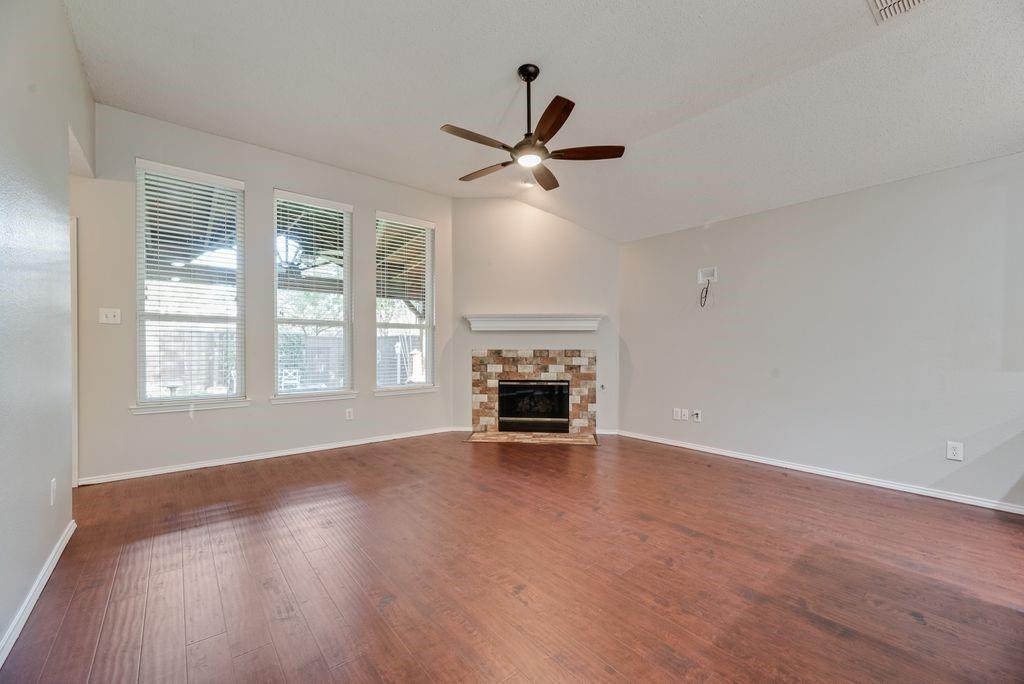 6310 Nueces Bay Drive Property Photo 7