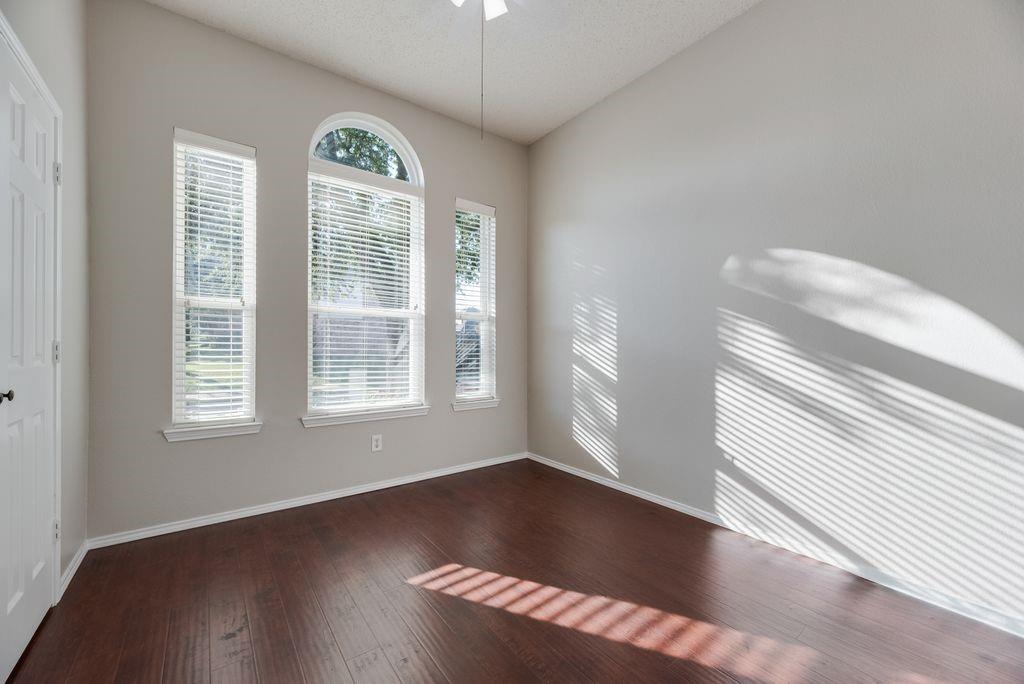 6310 Nueces Bay Drive Property Photo 18