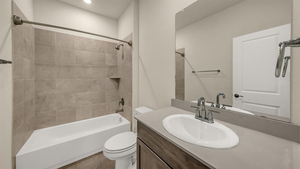 2860 Fox Trail Lane Property Photo 6