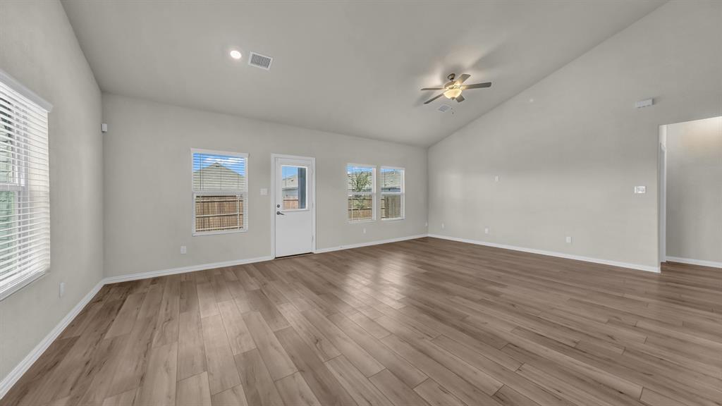 2860 Fox Trail Lane Property Photo 18