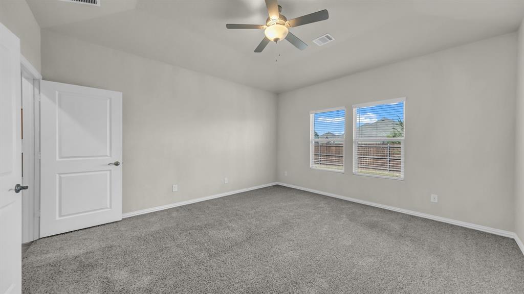 2860 Fox Trail Lane Property Photo 24