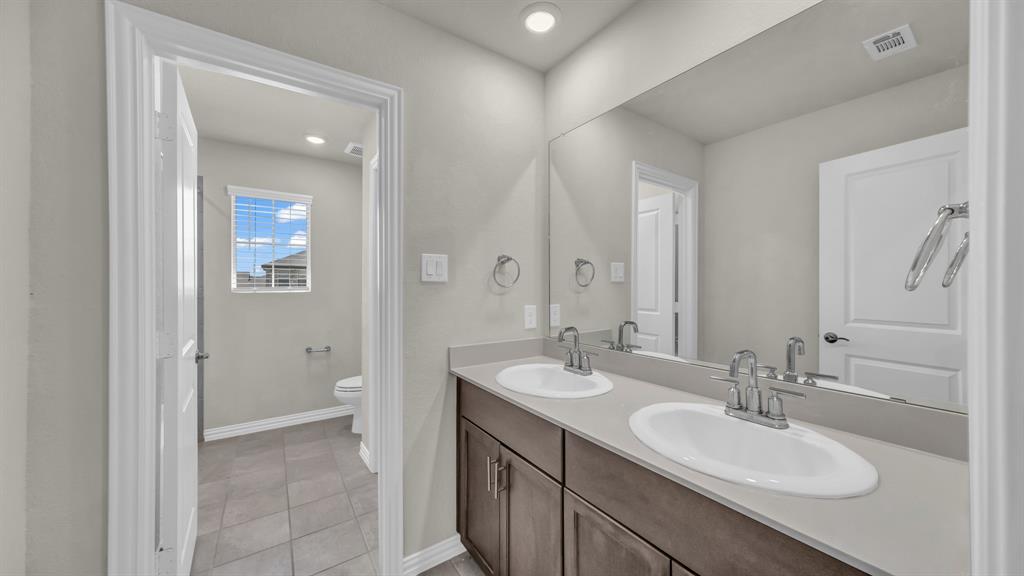 2860 Fox Trail Lane Property Photo 33