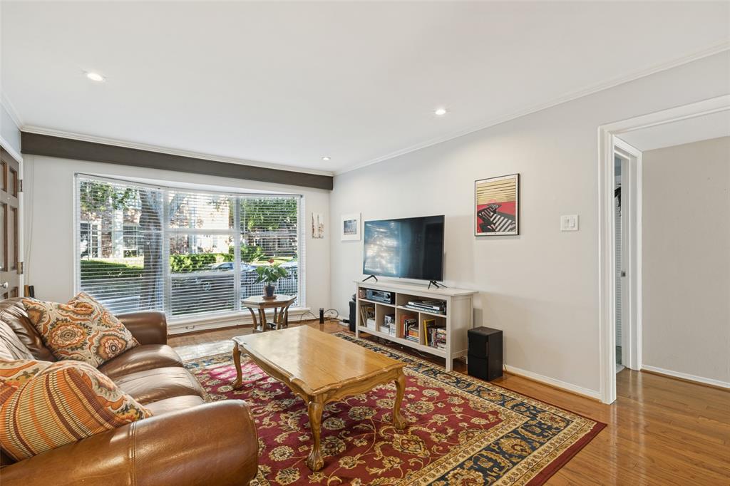 3008 Mahanna Springs Drive A Property Photo 1