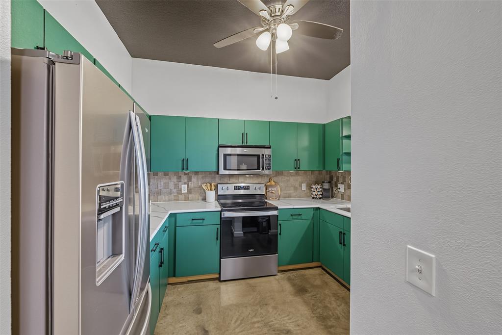 201 W Lancaster Avenue 409 Property Photo 6