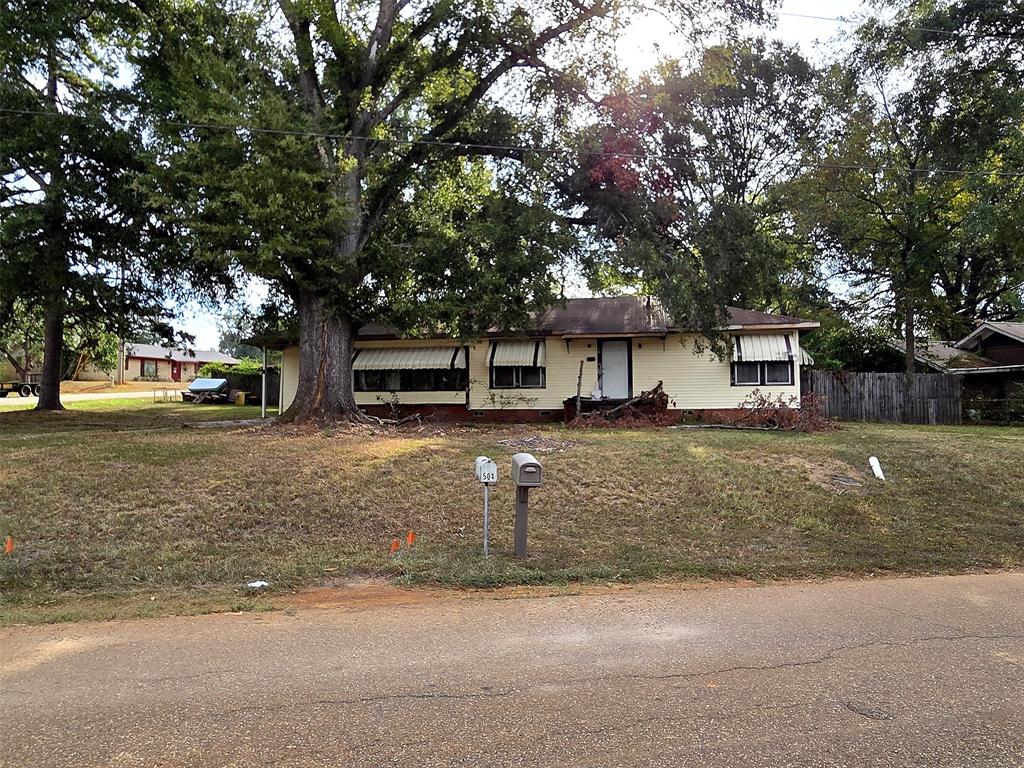 501 Jefferson Place Property Photo 1