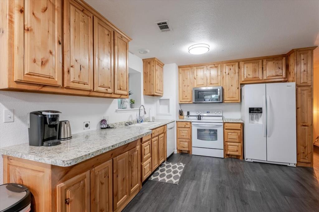 5133 Pyramid Boulevard Property Photo 13