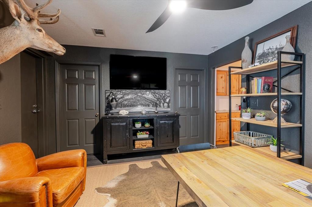 5133 Pyramid Boulevard Property Photo 19