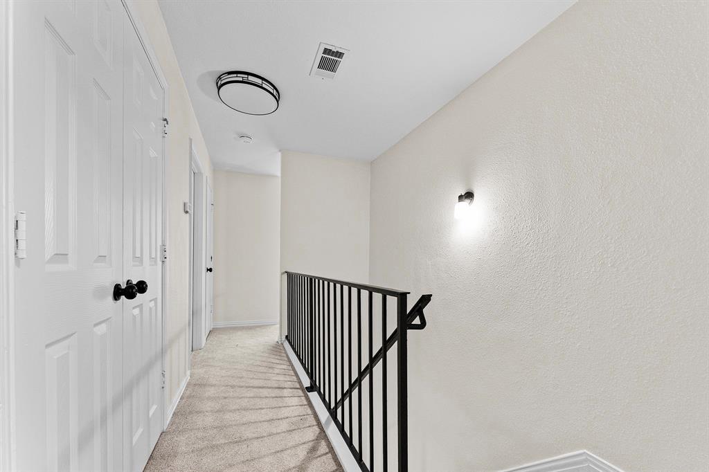 7250 Ridge Park Lane Property Photo 15