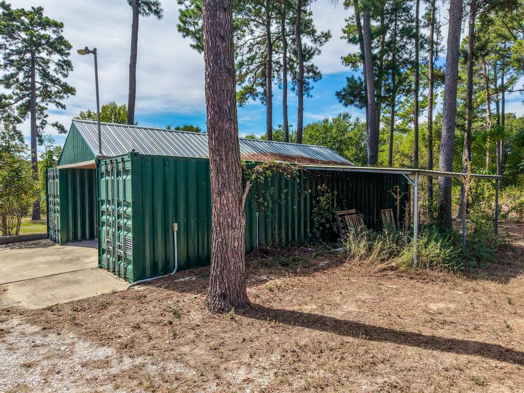 128 County Road 4849 Property Photo 8