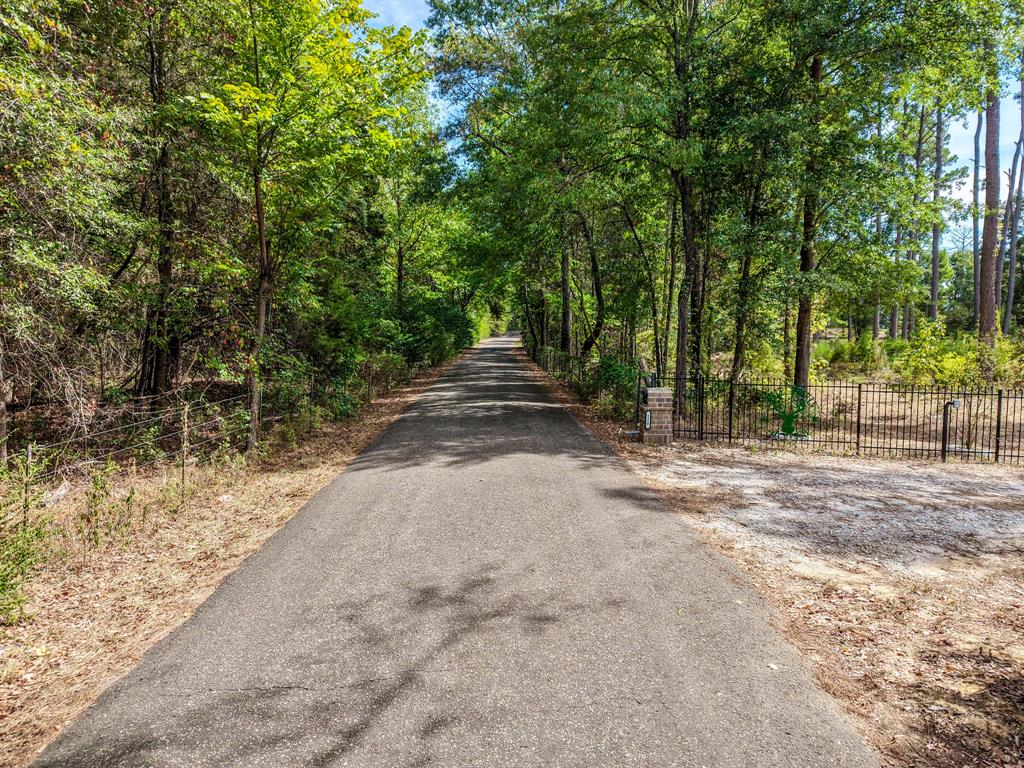 128 County Road 4849 Property Photo 12