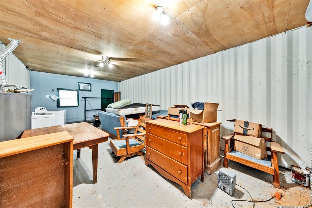 128 County Road 4849 Property Photo 37