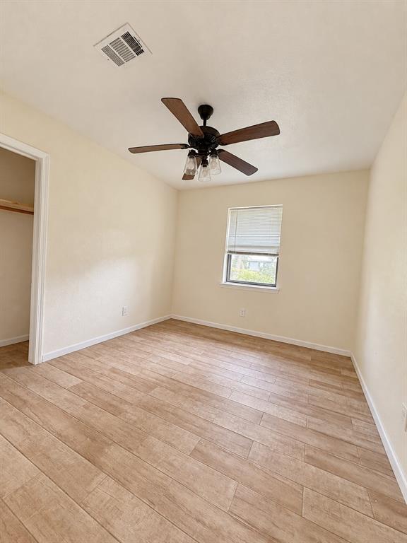 1055 Kent Street Property Photo 5