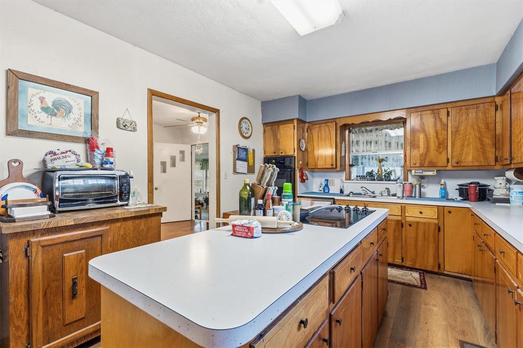 702 Patterson Street Property Photo 4