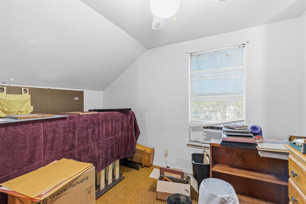 702 Patterson Street Property Photo 14